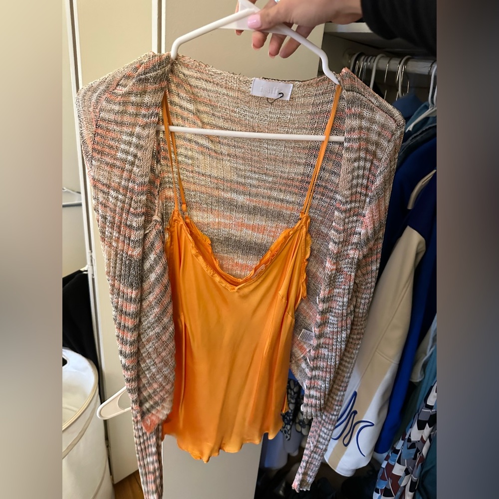 Isalis one size fits all orange and brown sweater